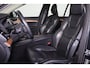 Volvo XC90 T5 250pk AWD Inscription - Panoramisch schuif-/kanteldak - Head up display - Nappaleder - Elektr. verstelbare voorstoelen met geheugen, verwarming, ventilatie & massage - Standkachel - Trekhaak semi elektr. inklapbaar - DAB - IntelliSafe Assist & Surround - Full LED verlichting met bochtenverlichting - Verwarmbaar stuurwiel - Stoelverwarming buitenste zitplaatsen 2e zitrij - Parkeensensoren voor & achter - Parkeercamera achter - Keyless - 20' LMV - Smartphone integratie