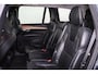 Volvo XC90 T5 250pk AWD Inscription - Panoramisch schuif-/kanteldak - Head up display - Nappaleder - Elektr. verstelbare voorstoelen met geheugen, verwarming, ventilatie & massage - Standkachel - Trekhaak semi elektr. inklapbaar - DAB - IntelliSafe Assist & Surround - Full LED verlichting met bochtenverlichting - Verwarmbaar stuurwiel - Stoelverwarming buitenste zitplaatsen 2e zitrij - Parkeensensoren voor & achter - Parkeercamera achter - Keyless - 20' LMV - Smartphone integratie