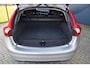 Volvo V60 D6 AWD Plug-In Hybrid Summum