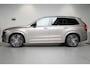 Volvo XC90 T8 Plug-in hybrid AWD Ultra Dark 455pk Bright Dusk | 22" 20-Spoke Black Diamond Cut | Cardamom Nappa Leder incl Ventilatie | Luchtvering met FOUR-C |