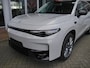 Leapmotor C10 Design 69.9 kWh | Demo | Diverse kleuren leverbaar | 1500 kg trekgewicht | Wltp 420 km | Stuurverwarming | Stoelverwarming en koeling | Elektrisch verstelbare voorstoelen | Navigatie | Keyless entry & start | 20 inch lichtmetalen velgen | Led verlichting