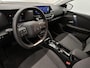 Citroën E-C4 EV Feel 50 kWh 136 pk | Navigatie | Achteruitrijcamera | Accu 94% | Parkeersensoren Achter | Full-LED Koplampen | Lederen Stuurwiel | DAB Ontvanger | Climate Control | Cruise Control | 18" Lichtmetalen Velgen | Apple Carplay/Android Auto |