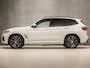 BMW X3 xDrive30e M Sport 293Pk Automaat (APPLE CARPLAY, M PAKKET, GROOT NAVI, SFEERVERLICHTING, KEYLESS, LEDEREN SPORTSTOELEN, GETINT GLAS, CAMERA, NIEUWE APK, NIEUWSTAAT)