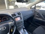 Toyota Avensis 1.8 VVT-i Business Automaat | Navi | Trekhaak | Climate control | Cruise control | All Season banden | Achteruitrijcamera