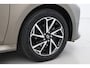 Toyota Yaris 1.5 VVT-i Dynamic | Apple Carplay / Android Auto | Keyless | Adaptive Cruise | Camera | 16 inch | Airco
