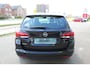 Opel Astra Sports Tourer 1.2-110pk Elegance. Ruime, sportieve, luxe en degelijke gezinswagen ! Autm. airco, stoel- en stuurwiel verw., LED verl., camera, parkeersens. v+a, metallic lak, LM wielen, Apple carplay/Android auto, navigatie, telefoonvoorb., cruise cntrl etc.
