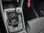 Skoda Karoq 1.0 TSI Business Edition | Panoramadak | Trekhaak | Stoel- en stuurwielverwarming | Keyless | Navigatie | Achteruitrijcamera | Achterbank verwarmd |