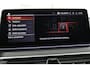 BMW 5-Serie 530i M Sport | Panoramadak | Adaptive cruise | Stoel & stuurverwarming | Head-Up | Trekhaak | Laserlight | Sfeerverlichting | Carplay | Nappaleder | Navigatie | Memory | Camera | Live Cockpit