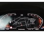 BMW 5-Serie 530i M Sport | Panoramadak | Adaptive cruise | Stoel & stuurverwarming | Head-Up | Trekhaak | Laserlight | Sfeerverlichting | Carplay | Nappaleder | Navigatie | Memory | Camera | Live Cockpit