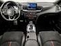 Kia ProCeed 1.6 T-GDI GT Sport 204Pk Automaat (SCHUIFDAK, APPLE CARPLAY, MEMORY SEATS, LEDER/ALCANTARA, STUUR/STOELVERWARMING, SPORTSTOELEN, KEYLESS, ADAPTIVE CRUISE, CAMERA, NIEUWE APK, NIEUWSTAAT)