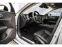 Volvo V60 2.0 T6 Plug-in hybrid AWD Essential | Sport Pack | Driver Assist | Climate | Donker Glas | 19" | Park Assist Voor en Achter |
