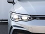 Volkswagen Golf Variant 1.5 eTSI R-Line 150pk DSG | LED Matrix | Navigatie | Climate control | Adaptive Cruise control | 18'' LM | Winterpakket |