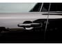 Jaguar XF 2.0t 250 PK Chequered Flag Aut8 | Stoelverwarming | Keyless Entry | Camera | DAB | Leder | Android Auto/Apple Carplay | Alcantara Hemel | Navigatie Pro |