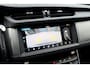Jaguar XF 2.0t 250 PK Chequered Flag Aut8 | Stoelverwarming | Keyless Entry | Camera | DAB | Leder | Android Auto/Apple Carplay | Alcantara Hemel | Navigatie Pro |