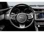 Jaguar XF 2.0t 250 PK Chequered Flag Aut8 | Stoelverwarming | Keyless Entry | Camera | DAB | Leder | Android Auto/Apple Carplay | Alcantara Hemel | Navigatie Pro |