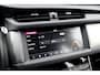 Jaguar XF 2.0t 250 PK Chequered Flag Aut8 | Stoelverwarming | Keyless Entry | Camera | DAB | Leder | Android Auto/Apple Carplay | Alcantara Hemel | Navigatie Pro |