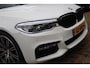 BMW 5-Serie 520i High Executive Aut. | M-Pakket | Panorama | Luxe Leder | Lichtmetaal | Stoelverwarming | LED | Historie | NAP |
