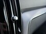 Volvo V60 2.0 D4 Momentum Pro | Navigatie | Adaptieve Cruise Controle | BLIS | Standkachel | Stoel & Stuur Verwarming | Keyless |