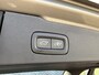 Volvo V60 2.0 D4 Momentum Pro | Navigatie | Adaptieve Cruise Controle | BLIS | Standkachel | Stoel & Stuur Verwarming | Keyless |