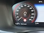 Volvo V60 2.0 D4 Momentum Pro | Navigatie | Adaptieve Cruise Controle | BLIS | Standkachel | Stoel & Stuur Verwarming | Keyless |