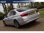 BMW 3-Serie 320i Essential Aut. | Facelift | M-Sport Wielen | Nieuw Model | Led achterlichten | Prof. Navigatie | Cruise Control |