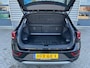 Volkswagen T-Roc 1.5 TSI 150 pk Life Edition 7-DSG | Trekhaak | Navigatie | Automatische Airco |