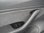 Tesla Model 3 Long Range RWD!! *GERESERVEERD / RESERVED* 78,8 kWh Grootste Actieradius! 1701kg 18" FSD-Full Self Driving Computer-3 Premium Audio AutoPilot Panoramadak Camera's Leer Adaptive-Cruise-Control+Stop&Go Pdc-a+v Dual-Ecc Keyless(via GSM) Stoel en achterbank verwarming Electr.Stoelen+Memory+Easy-Entry WiFi Origineel Nederlandse auto Grootste accu Tot 16,5kwh thuis laden. Accu/Motor Garantie tot 30-12-2027 max 192.000km