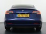 Tesla Model 3 Long Range RWD!! *GERESERVEERD / RESERVED* 78,8 kWh Grootste Actieradius! 1701kg 18" FSD-Full Self Driving Computer-3 Premium Audio AutoPilot Panoramadak Camera's Leer Adaptive-Cruise-Control+Stop&Go Pdc-a+v Dual-Ecc Keyless(via GSM) Stoel en achterbank verwarming Electr.Stoelen+Memory+Easy-Entry WiFi Origineel Nederlandse auto Grootste accu Tot 16,5kwh thuis laden. Accu/Motor Garantie tot 30-12-2027 max 192.000km