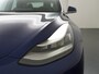 Tesla Model 3 Long Range RWD!! *GERESERVEERD / RESERVED* 78,8 kWh Grootste Actieradius! 1701kg 18" FSD-Full Self Driving Computer-3 Premium Audio AutoPilot Panoramadak Camera's Leer Adaptive-Cruise-Control+Stop&Go Pdc-a+v Dual-Ecc Keyless(via GSM) Stoel en achterbank verwarming Electr.Stoelen+Memory+Easy-Entry WiFi Origineel Nederlandse auto Grootste accu Tot 16,5kwh thuis laden. Accu/Motor Garantie tot 30-12-2027 max 192.000km