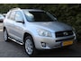 Toyota RAV4 2.0 VVTi Executive Business 158PK | Full option! | Parkeercamera | Trekhaak | Stoelverwarming | Elektrische stoelen
