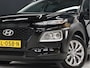 Hyundai Kona 1.0T Drive *WEEKAANBIEDING* [LANE ASSIST, AIRCO, CRUISE CONTROL, ELEKTRISCHE RAMEN VOOR EN ACHTER, BLUETOOTH, NIEUWSTAAT]