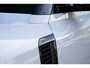 Land Rover Defender 2.0 P300e 110 X-Dynamic HSE / Fuji White / Ebony Black Leather / 22 Inch Velgen