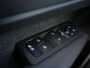 Volvo EX40 Single Motor Plus 70 kWh Plus - Intellisafe Assist & Surround - Parkeercamera achter - Verwarmde voorstoelen & stuur - Parkeersensoren voor & achter - Keyless - Elektr. bedienbare achterklep - Warmtepomp - Google Maps - 19' LMV