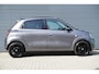 Renault Twingo Z.E. R80 82pk E-Tech Série Limitée Urban Night 22 kWh | Stoelverwarming | Achteruitrijcamera | Navigatie