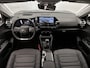 Citroën C4 Max 130pk | Navigatie | Achteruitrijcamera | Climate Control | Cruise Control | Parkeersensoren v+a | Dodehoeksensor | Led koplampen | Keyless | Head-up display | Apple Carplay / Android Auto | Bluetooth | DAB+ radio | Armsteun | Half lederen comfortstoelen | 18" lichtmetalen velgen |