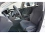 Volkswagen Golf Variant 1.5 eTSI 115pk DSG Life Business | 18" Velgen | Massage | Navigatie