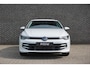 Volkswagen Golf Variant 1.5 eTSI 115pk DSG Life Business | 18" Velgen | Massage | Navigatie