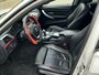BMW 3-Serie 320d Upgrade Edition Automaat achteruit camera 184pk 19 INCH LMV parkeer sensor open dak leerbekeleding stoelverwarmin