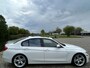 BMW 3-Serie 320d Upgrade Edition Automaat achteruit camera 184pk 19 INCH LMV parkeer sensor open dak leerbekeleding stoelverwarmin
