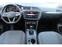 Volkswagen Tiguan 1.4 TSI eHybrid Life Edition 245PK | Achteruitrijcamera | Digital cockpit | Adaptieve cruise controle | Climate controle | Parkeersensoren V+A | Elektrische kofferklep | Keyless entry/start | Navigatie | Apple CarPlay/Android Auto | Schakelmogelijkheid aan stuurwiel |