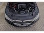 BMW 7-Serie 740i High Executive | 2e eigenaar | Camera | Laser | Head-up | Dakraam | 19 inch | Soft-close | Massage | 6 cilinder | 326 pk | Origineel | Keyless entry/Go