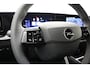 Opel Astra Electric 54 kWh Business Edition | Navigatie | Stoelverwarming | AGR stoel | Stuurverwarming | Lichtmetalen velgen | Adaptieve cruise control