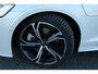 Volvo V60 T6 AWD Ultra Dark | Styling-Pakket | Head-up Display | 360 Camera | Harman/Kardon | Panoramadak | 19-inch | Trekhaak | Styling-Pakket | Head-up Display | 360 Camera | Harman/Kardon | Panoramadak | 19-inch | Trekhaak