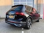 Volkswagen Tiguan 1.5 TSI Elegance DSG|Matrix LED|20 inch|Trekhaak|Winter pakket|Navi|Camera|Rijklaarprijs!