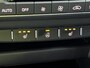Kia Ceed 1.6 CRDi 116PK Automaat DynamicPlusLine / Trekhaak / Airco-ecc./ Pdc.+Camera / Navigatie / Stoel-Stuurverw. *Distributie vervangen bij 95.000KM * / Apk Mrt-2026