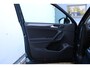 Volkswagen Tiguan 1.4 TSI eHybrid Life Edition | Achteruitrijcamera | Digital cockpit | Adaptieve cruise controle | Climate controle | Parkeersensoren V+A | Elektrische kofferklep | Keyless entry/start | Navigatie | Apple CarPlay/Android Auto | Schakelmogelijkheid aan stuurwiel |