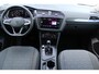 Volkswagen Tiguan 1.4 TSI eHybrid Life Edition | Achteruitrijcamera | Digital cockpit | Adaptieve cruise controle | Climate controle | Parkeersensoren V+A | Elektrische kofferklep | Keyless entry/start | Navigatie | Apple CarPlay/Android Auto | Schakelmogelijkheid aan stuurwiel |