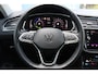 Volkswagen Tiguan 1.4 TSI eHybrid Life Edition | Achteruitrijcamera | Digital cockpit | Adaptieve cruise controle | Climate controle | Parkeersensoren V+A | Elektrische kofferklep | Keyless entry/start | Navigatie | Apple CarPlay/Android Auto | Schakelmogelijkheid aan stuurwiel |