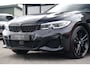BMW 3-Serie Touring M340i xDrive High Executive Edition Pano|Laserled|HUD|ACC|H/KSound|Shadowline
