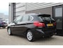 BMW 2-Serie Active Tourer 216i Centennial High Executive / Navigatie / Led / Trekhaak / N.A.P.
